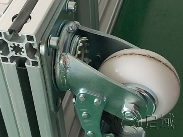 腳輪安裝 腳輪安裝