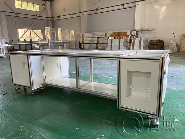 鋁型材操作台兩種支撐件安裝