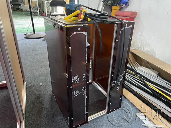 鋁型材茶色亞克力板快框架 鋁型材茶色亞克力板快框架