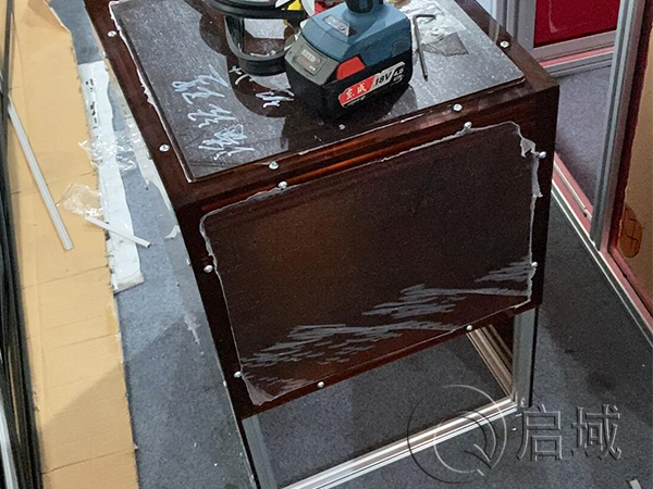 鋁型材茶色亞克力板框架1 鋁型材茶色亞克力板框架1